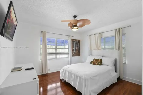 8390 SW 94th Street Miami FL 33156