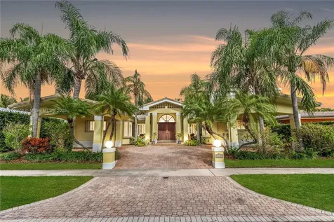 2075 Arch Creek Drive North Miami FL 33181