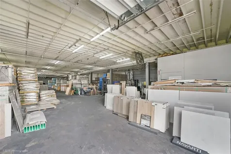 4101 NW 77th Avenue Miami FL 33166