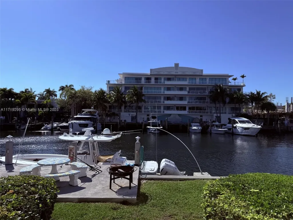 180 Isle Of Venice Drive Fort Lauderdale FL 33301