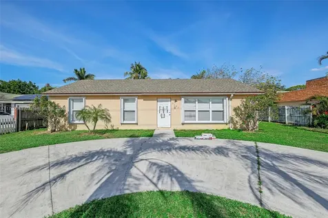 2685 Hypoluxo Road Lake Worth FL 33462