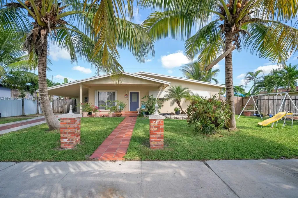 12625 SW 185th Terrace Miami FL 33177