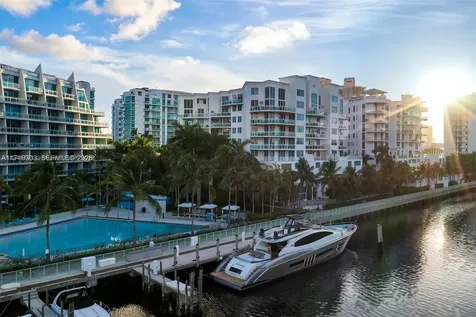 2950 NE 188th Street Aventura FL 33180