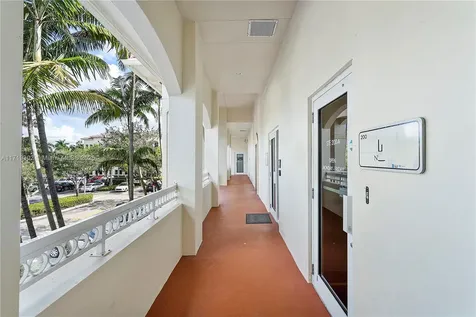 2883 Executive Park Drive Weston FL 33331