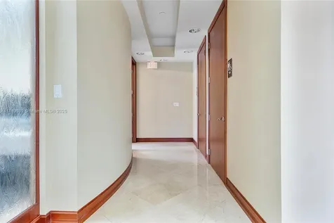 2883 Executive Park Drive Weston FL 33331