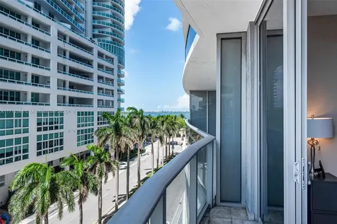 488 NE 18th Street Miami FL 33132