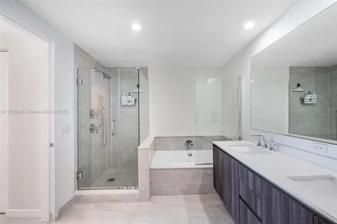 488 NE 18th Street Miami FL 33132