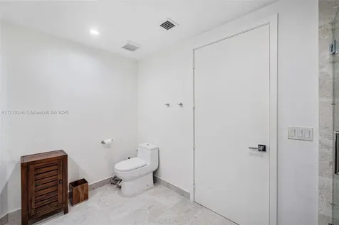 488 NE 18th Street Miami FL 33132