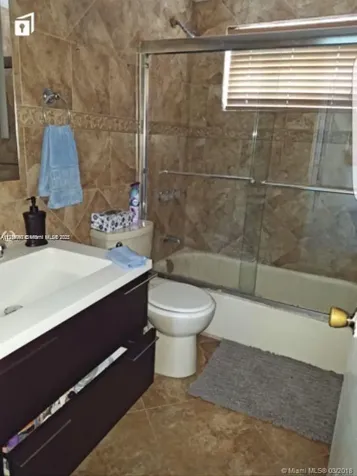 7920 East Drive North Bay Village FL 33141