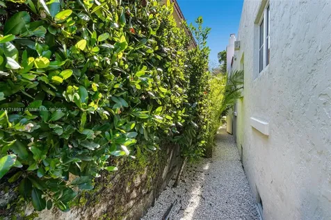 1023 Venetia Avenue Coral Gables FL 33134