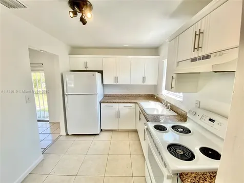 27905 SW 132nd Avenue Homestead FL 33032