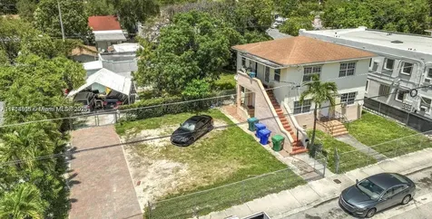 255 NW 32nd Street Miami FL 33127
