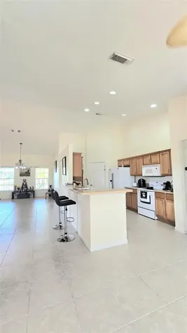 423 SW Byron Street Port St. Lucie FL 34983