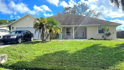 423 SW Byron Street Port St. Lucie FL 34983