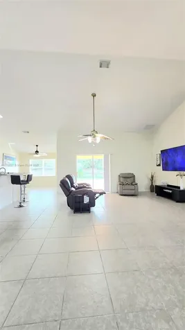 423 SW Byron Street Port St. Lucie FL 34983