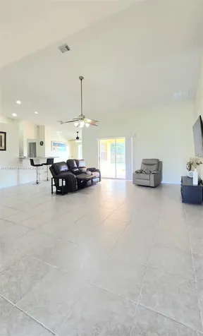 423 SW Byron Street Port St. Lucie FL 34983