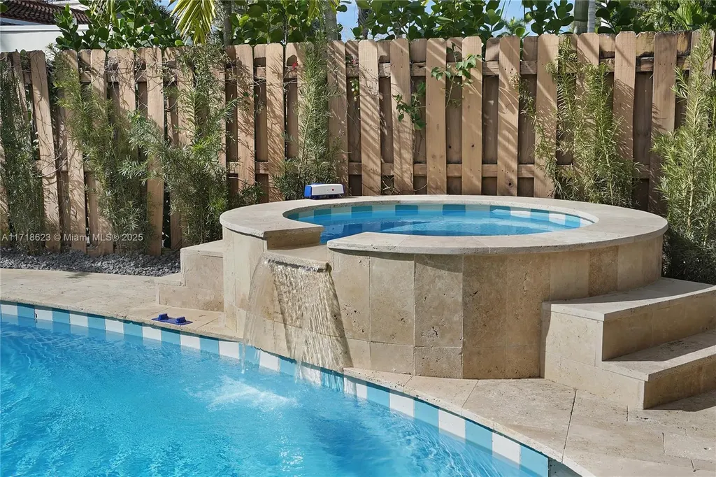 1645 NE 7th Place Fort Lauderdale FL 33304