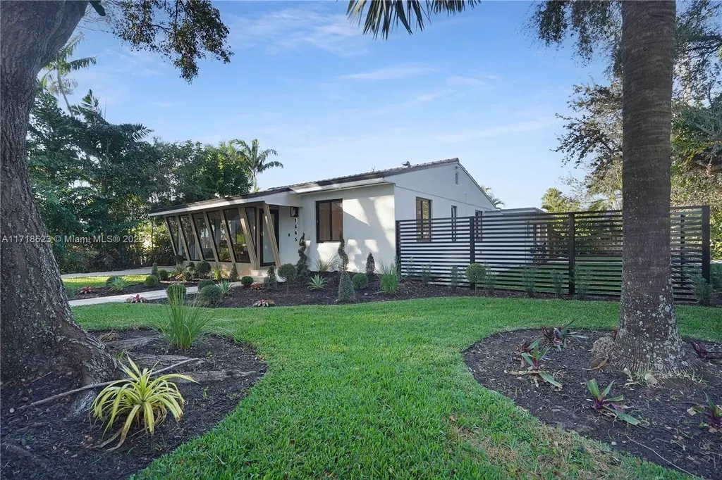 1645 NE 7th Place Fort Lauderdale FL 33304