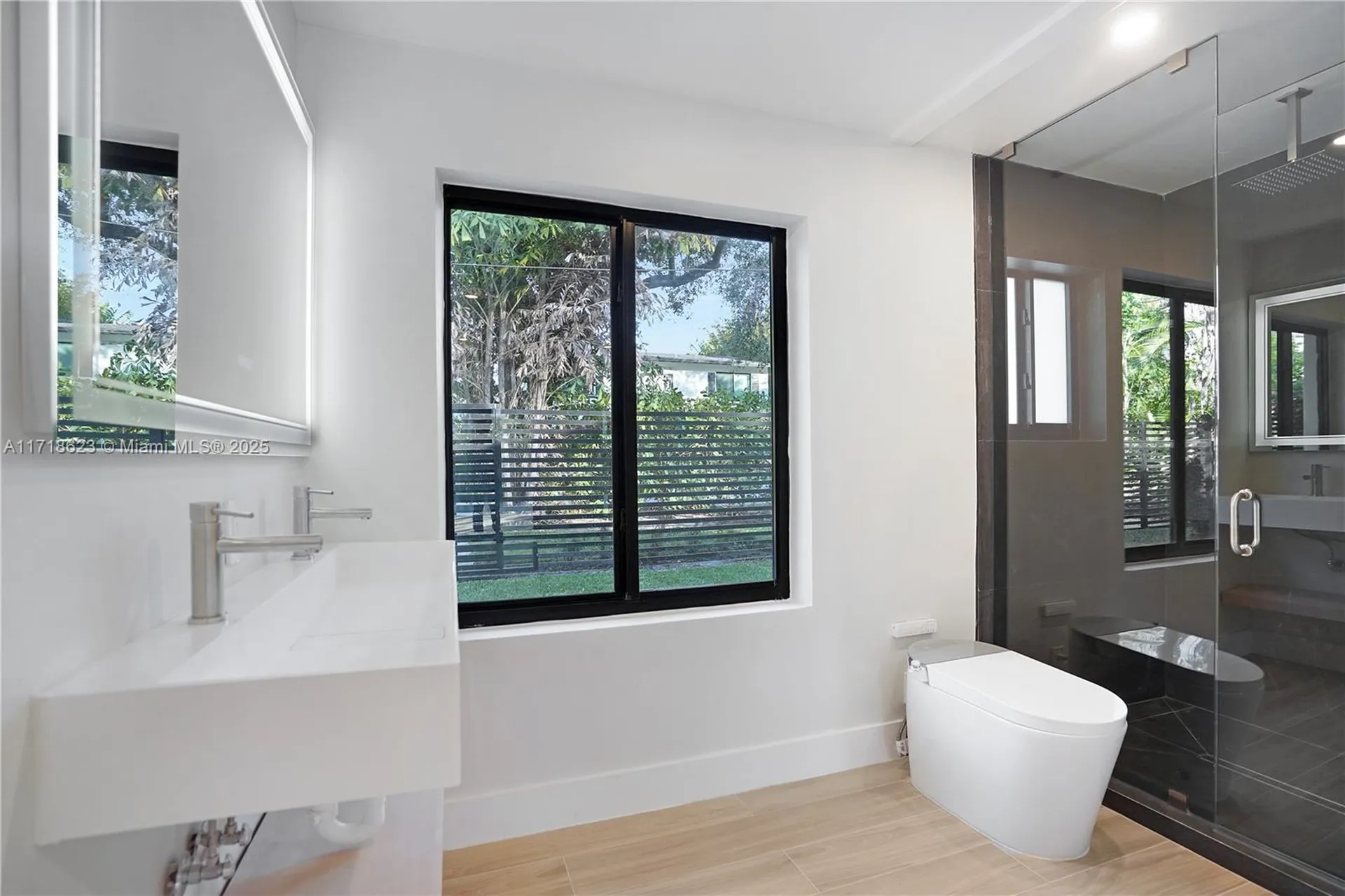 1645 NE 7th Place Fort Lauderdale FL 33304