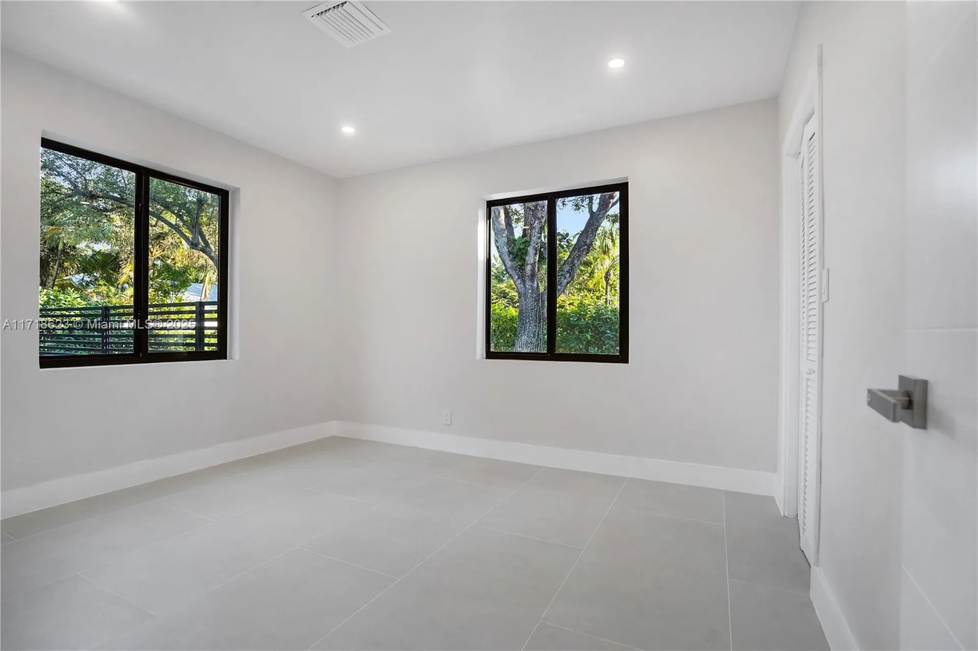 1645 NE 7th Place Fort Lauderdale FL 33304