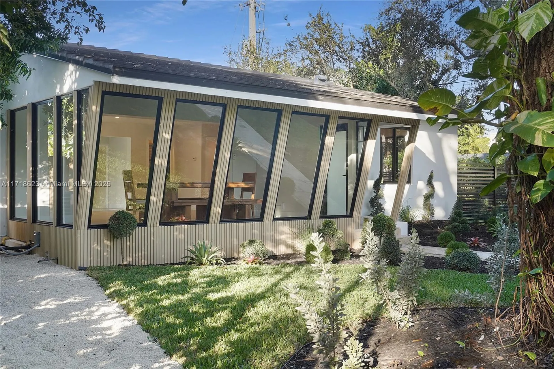 1645 NE 7th Place Fort Lauderdale FL 33304