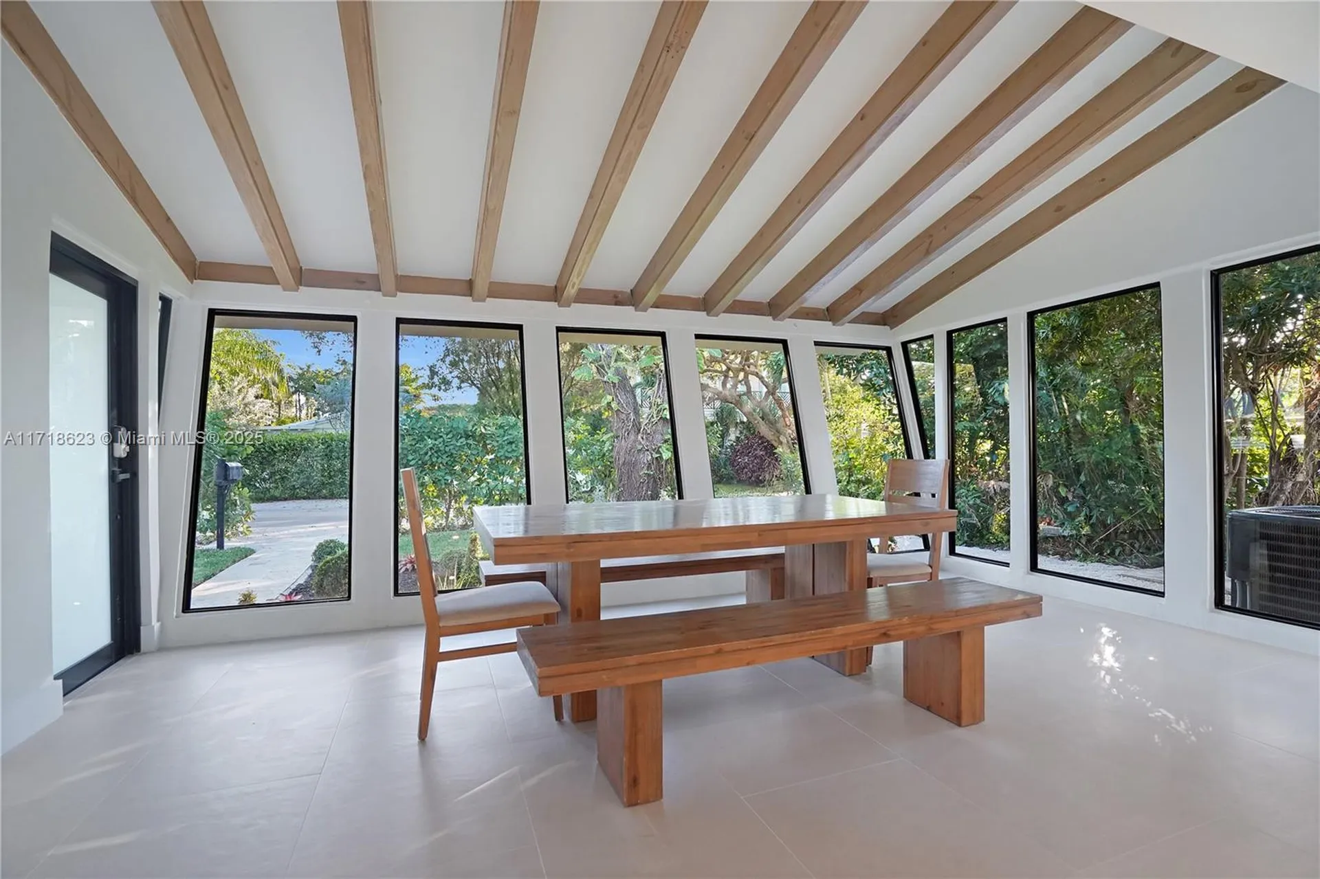 1645 NE 7th Place Fort Lauderdale FL 33304