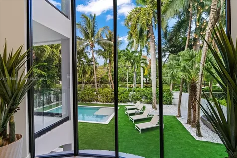 3515 E Fairview Street Miami FL 33133