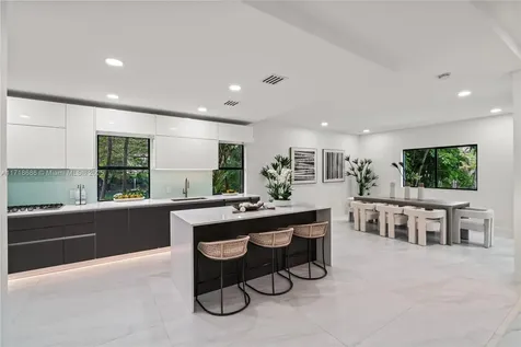 3515 E Fairview Street Miami FL 33133