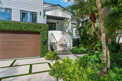 3515 E Fairview Street Miami FL 33133