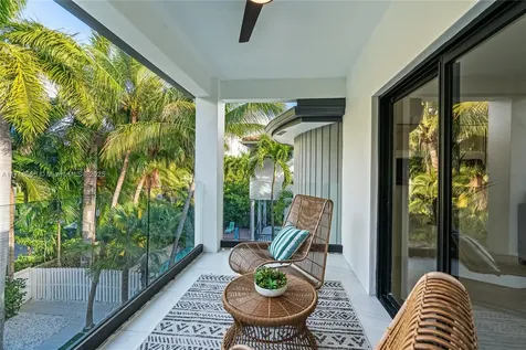 3515 E Fairview Street Miami FL 33133