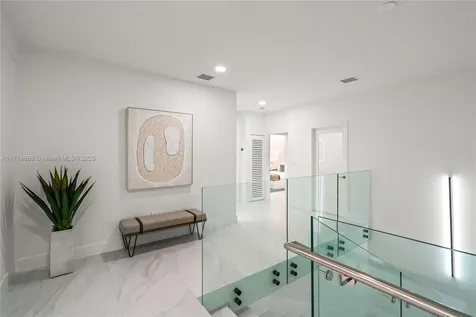 3515 E Fairview Street Miami FL 33133