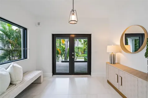 3515 E Fairview Street Miami FL 33133