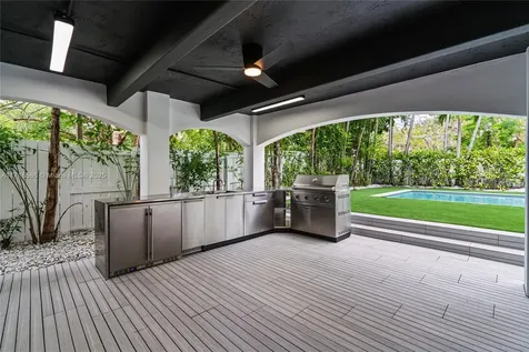 3515 E Fairview Street Miami FL 33133