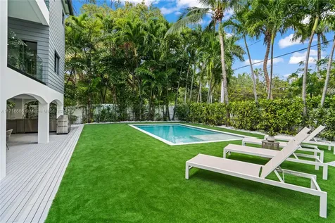 3515 E Fairview Street Miami FL 33133