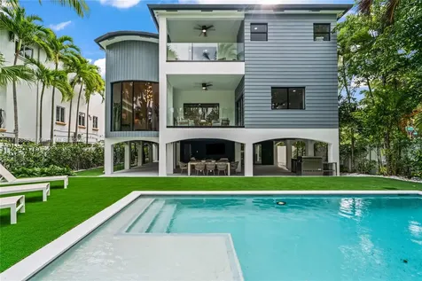 3515 E Fairview Street Miami FL 33133