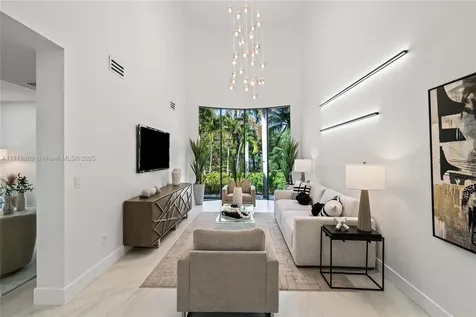 3515 E Fairview Street Miami FL 33133