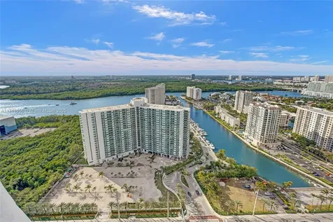 15701 Collins Avenue Sunny Isles Beach FL 33160