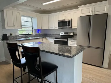 529 Aston Martin Drive Sebring FL 33872