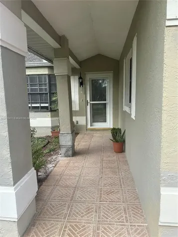 529 Aston Martin Drive Sebring FL 33872