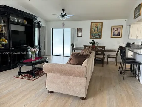 529 Aston Martin Drive Sebring FL 33872