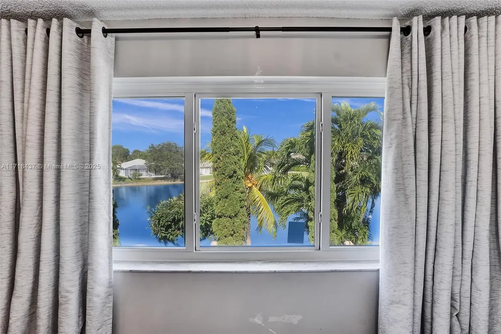 12325 NW 55th Street Coral Springs FL 33076