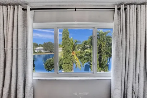 12325 NW 55th Street Coral Springs FL 33076