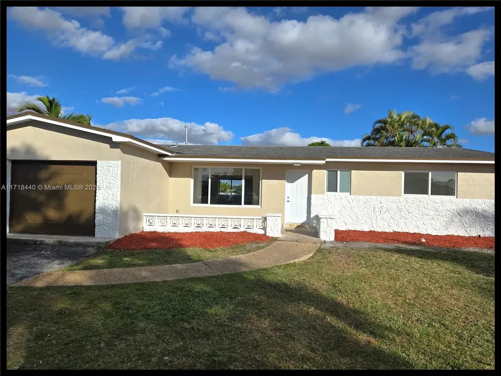511 NW 93rd Avenue Pembroke Pines FL 33024