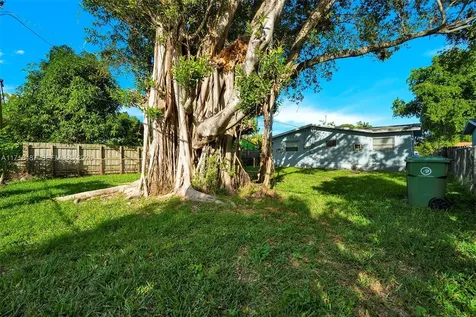 1515 NW 2nd Avenue Fort Lauderdale FL 33311