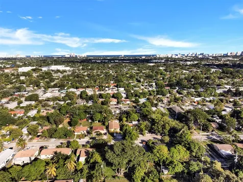 1515 NW 2nd Avenue Fort Lauderdale FL 33311