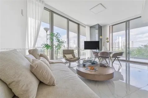 18975 Collins Avenue Sunny Isles Beach FL 33160