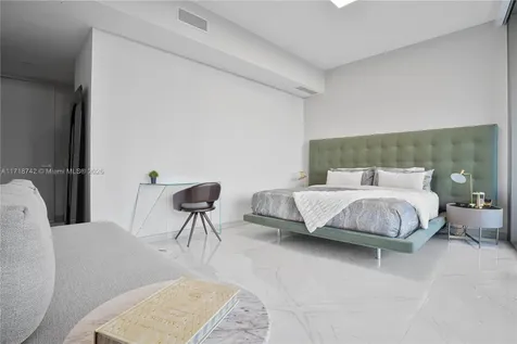 18975 Collins Avenue Sunny Isles Beach FL 33160