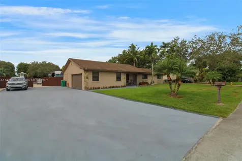 27422 SW 164th Avenue Homestead FL 33031