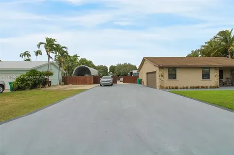 27422 SW 164th Avenue Homestead FL 33031