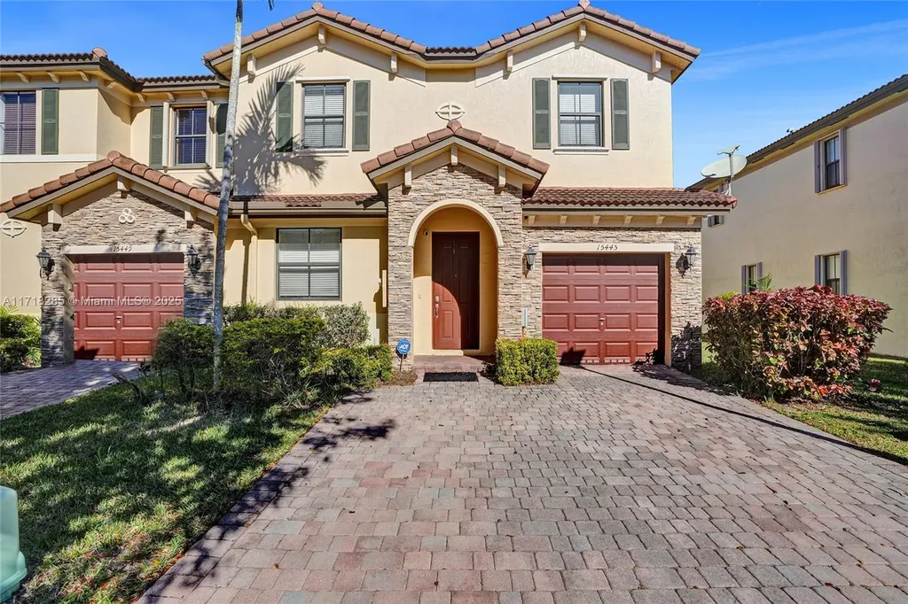 15445 SW 119th Street Miami FL 33196